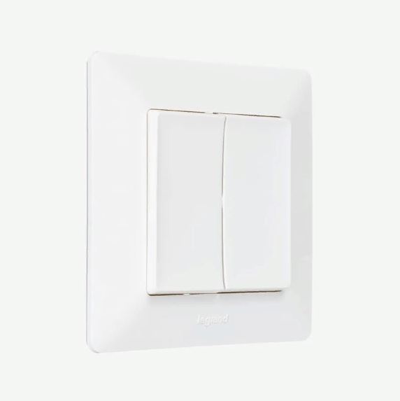 Кнопочный двухканальный радиовыключатель HiTE PRO LE-L2 с рамкой белый (HP-LE-L2-white)